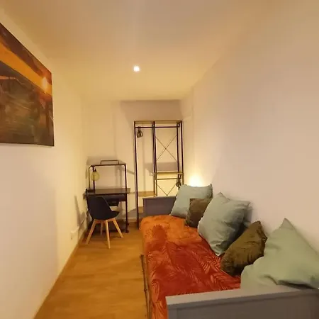 Apartment Paissible T1 Proche De Vulcania Pontaumur